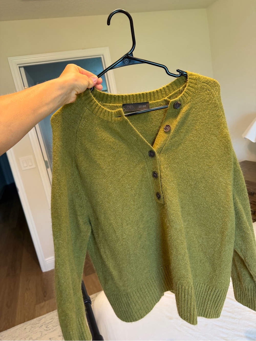 Zara Olive Green Button-Front Henley Sweater